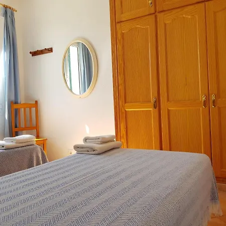 Santo Grande Nyaraló